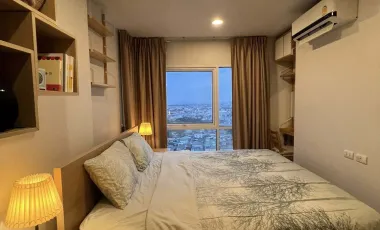 Condo en alquiler de 1 habitaciones en Thon Buri, Bangkok