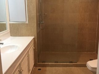 For rent 3 ベッドルーム apartment in Khlong Toei, Bangkok