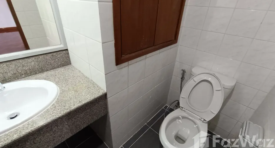 Аренда 3 спальни апартаменты в Щаттхана, Бангкок