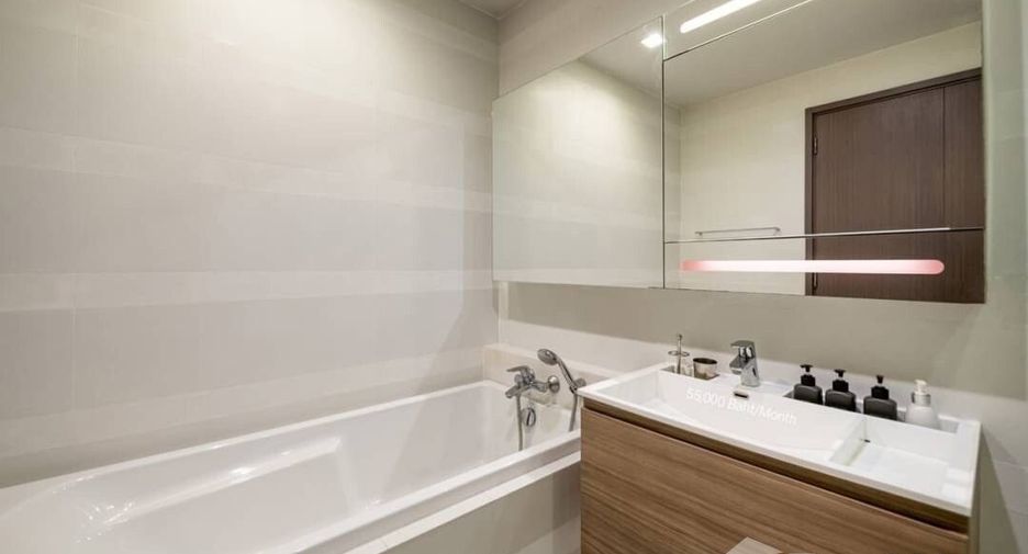 For rent 1 bed condo in Khlong Toei, Bangkok