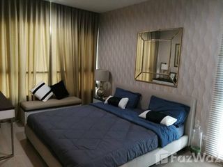 Аренда 2 спальни кондо в Хуаи Кхщанг, Бангкок
