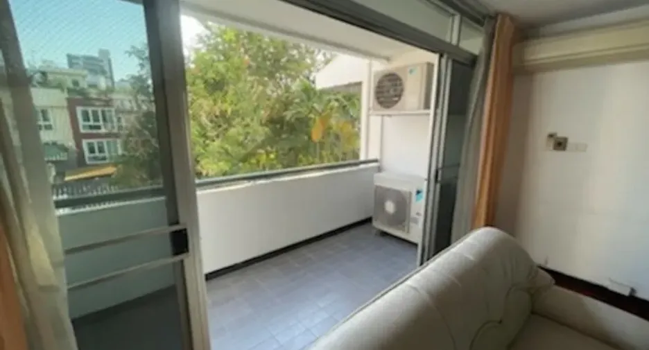 For rent 3 bedrooms condo in Watthana, Bangkok