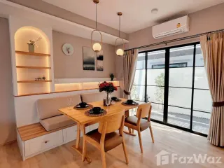 For rent 3 ベッドルーム townhouse in Bang Phli, Samut Prakan