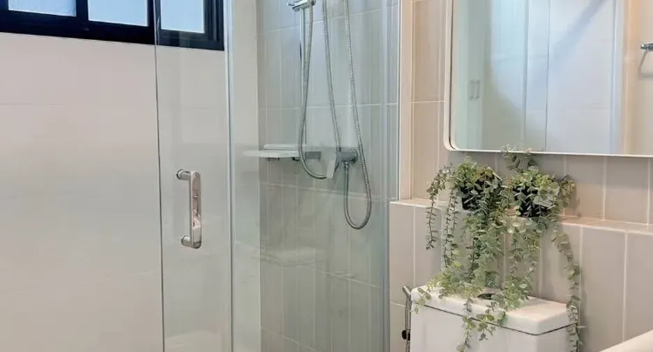For rent 3 bedrooms townhouse in Bang Phli, Samut Prakan