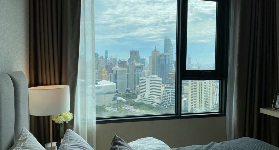 For rent 1 bed condo in Pathum Wan, Bangkok