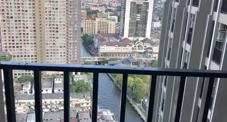 For rent 1 bed condo in Watthana, Bangkok