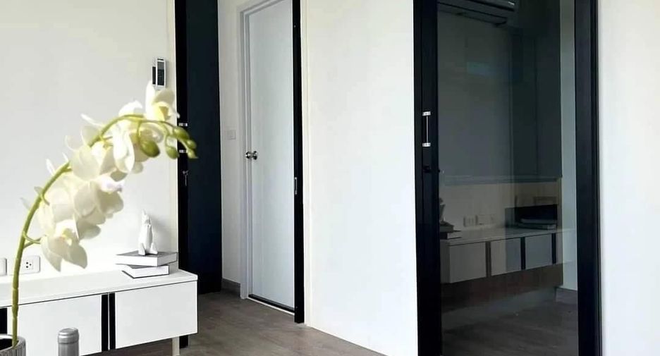 For rent 1 bed condo in Khlong San, Bangkok