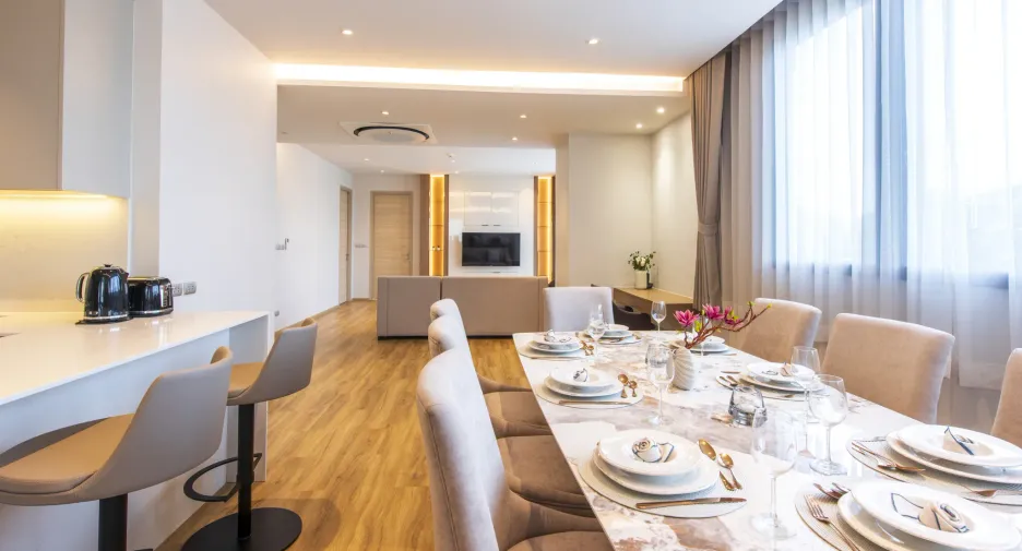 For rent 3 bedrooms condo in Mueang Samut Prakan, Samut Prakan