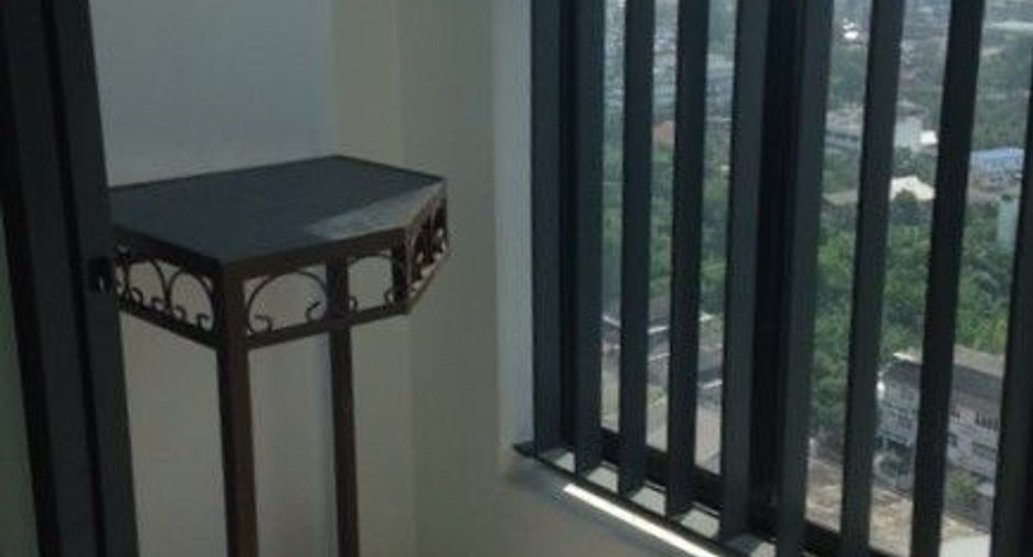 For rent 1 bed condo in Khlong San, Bangkok