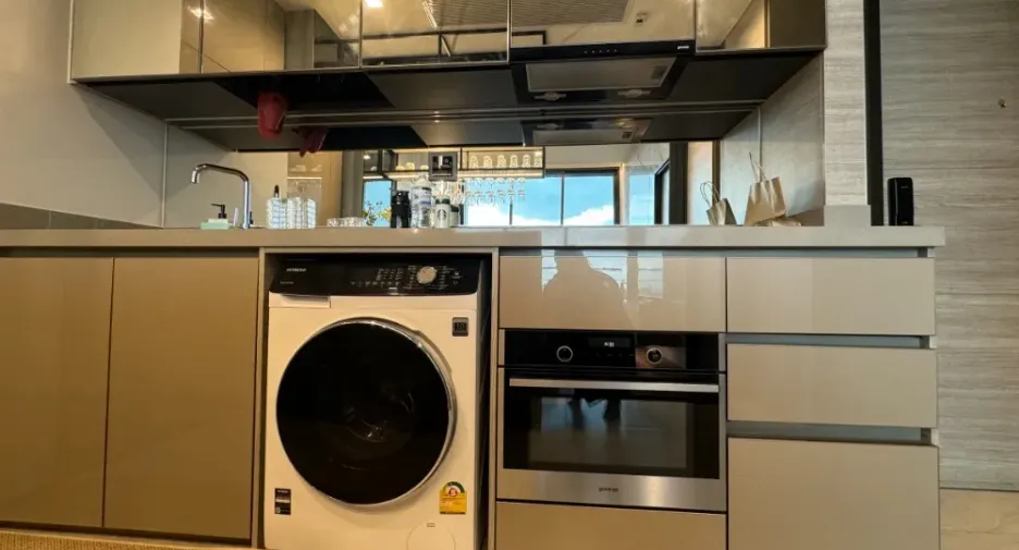 For rent 2 bedrooms condo in Chatuchak, Bangkok