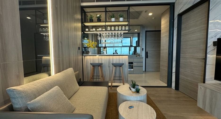 For rent 2 bedrooms condo in Chatuchak, Bangkok