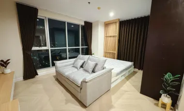 For rent 2 bedrooms condo in Chatuchak, Bangkok
