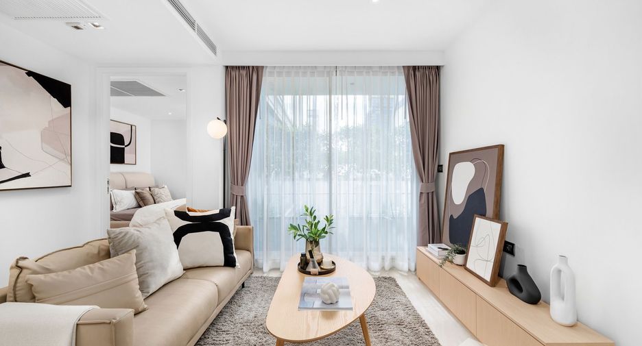 For rent 2 bedrooms condo in Khlong Toei, Bangkok