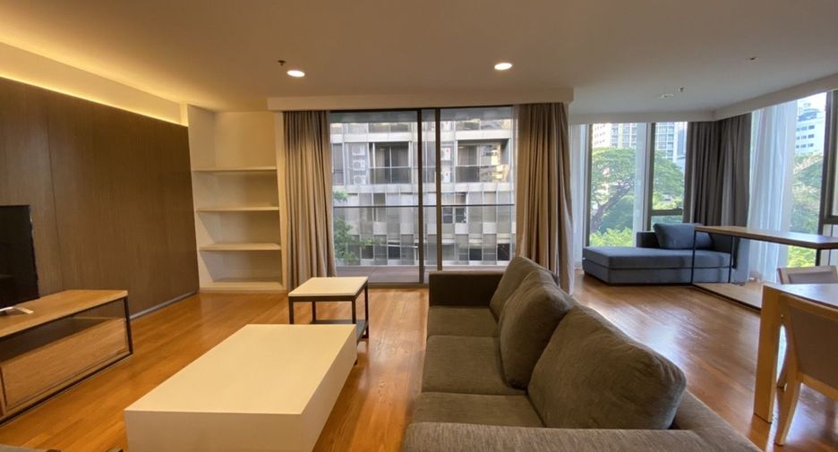 Apartamento en alquiler de 3 habitaciones en Khlong Toei, Bangkok