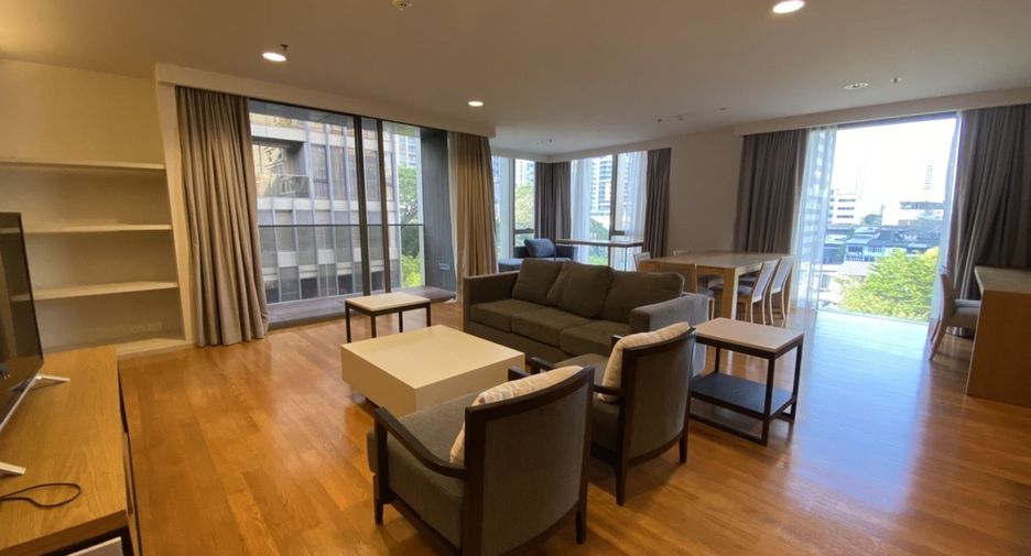 Apartamento en alquiler de 3 habitaciones en Khlong Toei, Bangkok