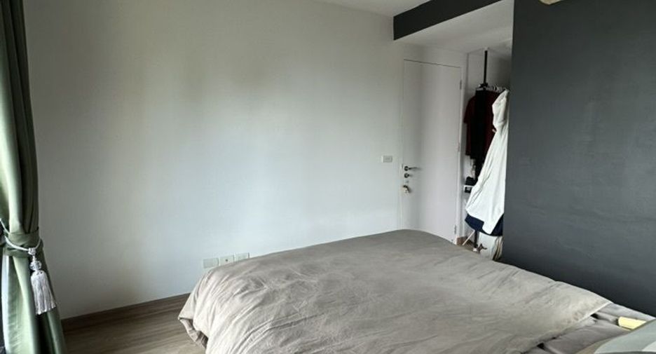 For rent 2 bedrooms condo in Bang Na, Bangkok