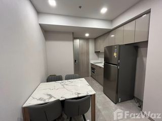 For rent 2 bedrooms condo in Huai Khwang, Bangkok