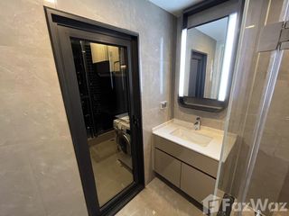 For rent 2 bedrooms condo in Huai Khwang, Bangkok