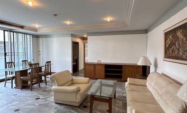 For rent 2 bedrooms apartment in Sathon, Bangkok