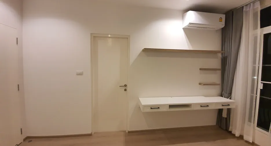 For rent 3 bedrooms townhouse in Prawet, Bangkok