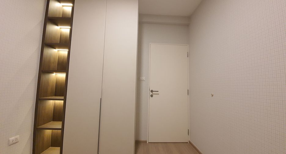 For rent 3 bedrooms townhouse in Prawet, Bangkok