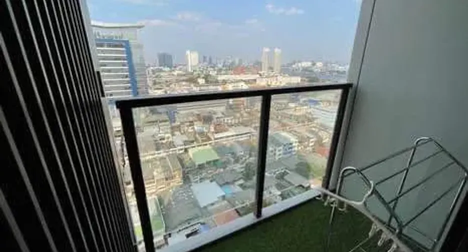 For rent 2 bedrooms condo in Bang Phlat, Bangkok
