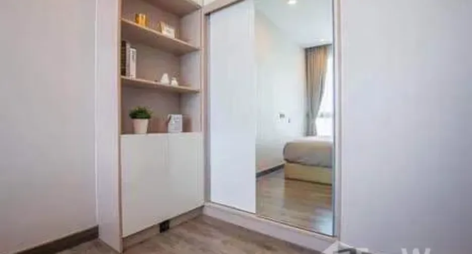 For rent 2 bedrooms condo in Bang Phlat, Bangkok