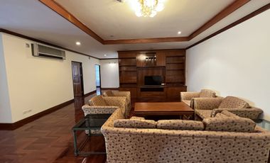 Condo en alquiler de 3 habitaciones en Watthana, Bangkok