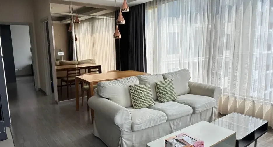 For rent 2 bedrooms condo in Khlong San, Bangkok