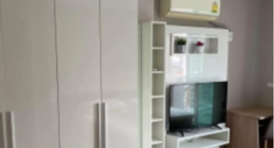 Wohnung zur Miete mit 3 Zimmer in Huai Khwang, Bangkok