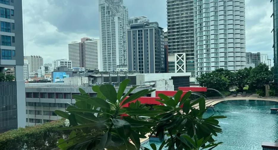 出租 2 卧室 公寓 在 Khlong Toei, 曼谷