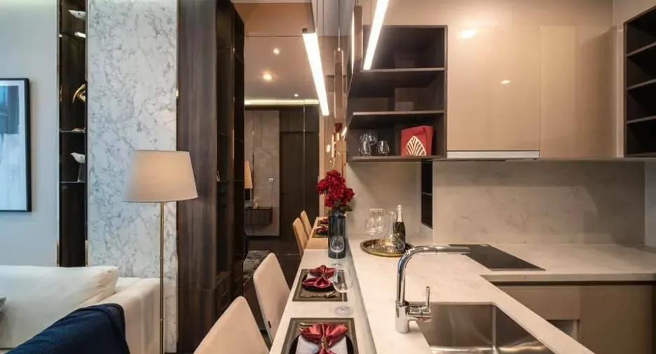 For rent 1 bed condo in Khlong Toei, Bangkok