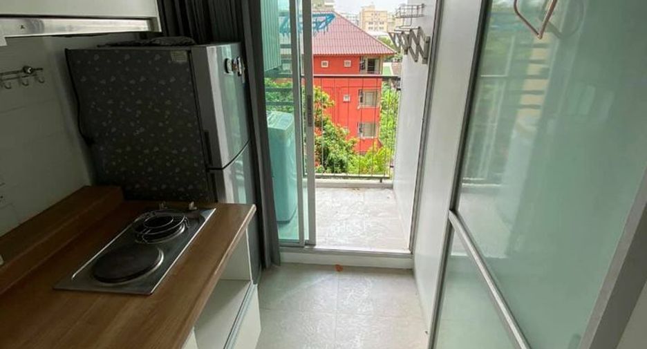 For rent 1 bed condo in Huai Khwang, Bangkok