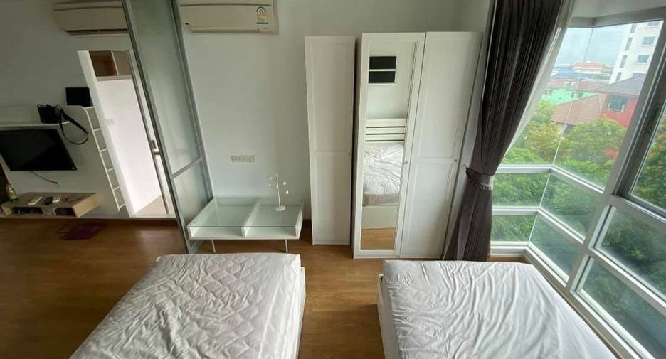 Wohnung zur Miete mit 1 Zimmer in Huai Khwang, Bangkok