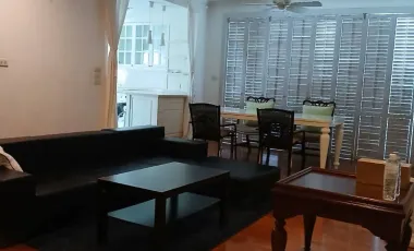 For rent 3 bedrooms apartment in Sathon, Bangkok