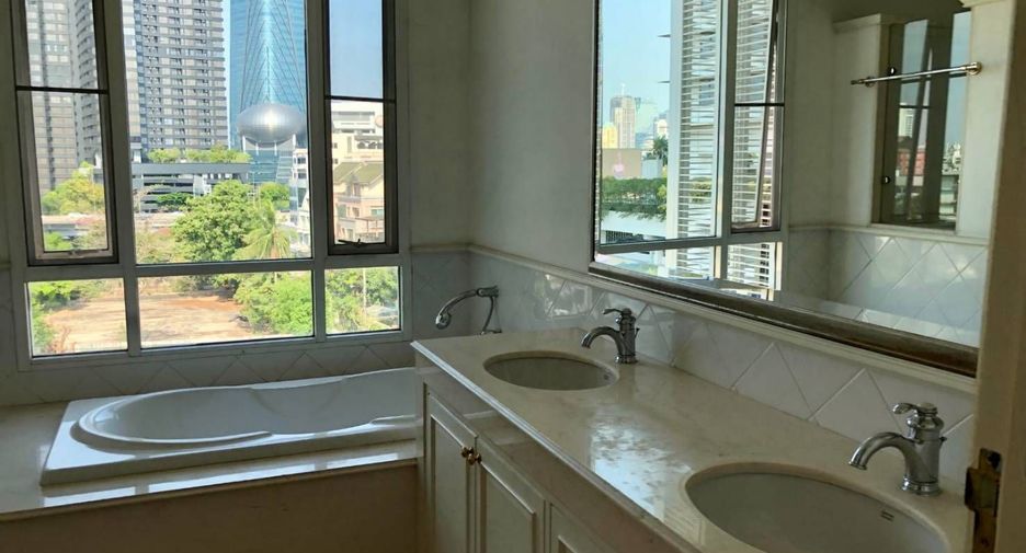 Apartment zur Miete mit 3 Zimmer in Sathon, Bangkok