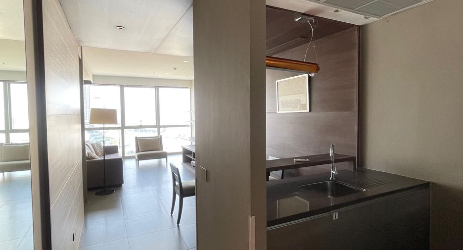 Condo en alquiler de 1 habitaciones en Sathon, Bangkok