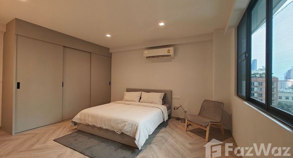 Condo en alquiler de 3 habitaciones en Khlong Toei, Bangkok