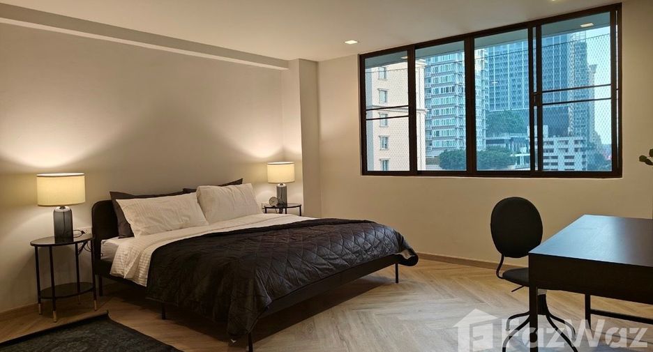 Condo en alquiler de 3 habitaciones en Khlong Toei, Bangkok