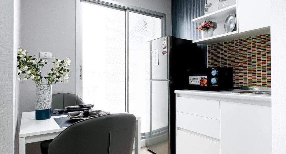 For rent 1 bed condo in Yan Nawa, Bangkok