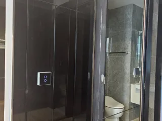 For rent studio condo in Phaya Thai, Bangkok