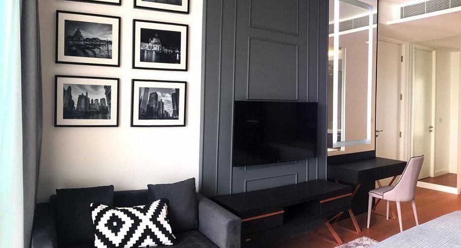 Condo en alquiler de 2 habitaciones en Pathum Wan, Bangkok