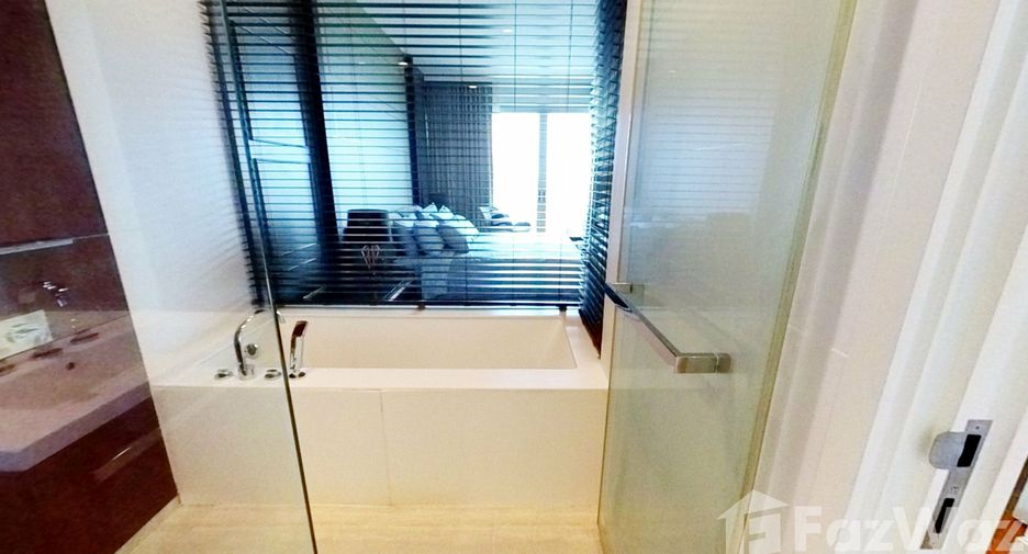 Condo en alquiler de 2 habitaciones en Pathum Wan, Bangkok