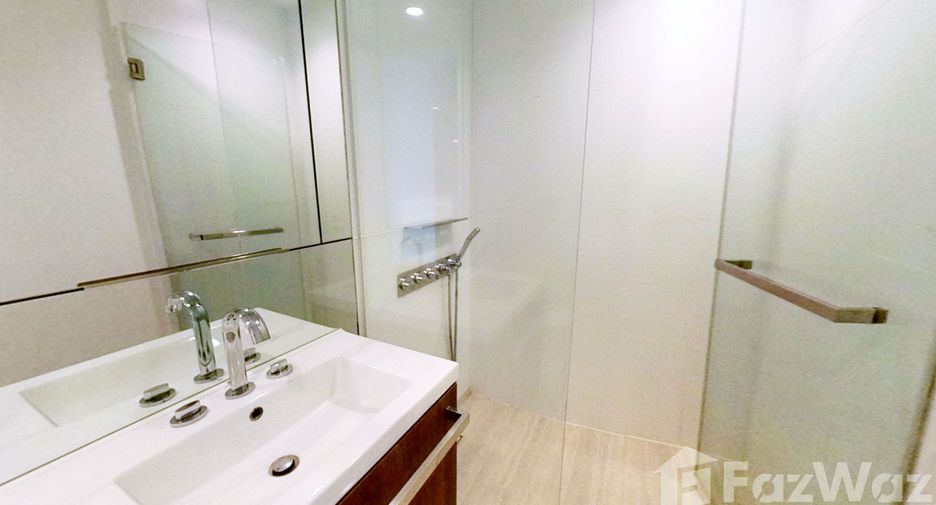 Condo en alquiler de 2 habitaciones en Pathum Wan, Bangkok