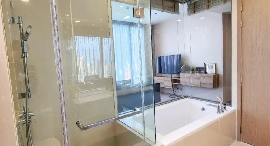 For rent 2 ベッドルーム condo in Watthana, Bangkok
