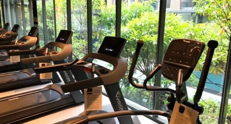 For rent 2 bedrooms condo in Khlong Toei, Bangkok