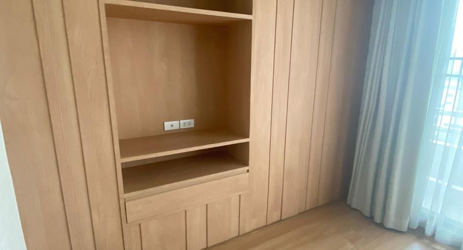 Apartamento en alquiler de 4 habitaciones en Watthana, Bangkok