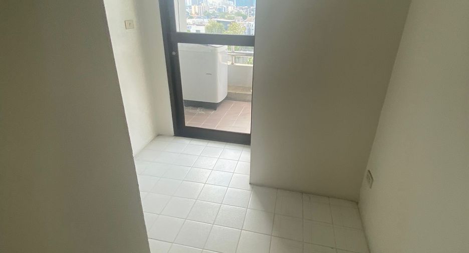 Apartamento en alquiler de 4 habitaciones en Watthana, Bangkok