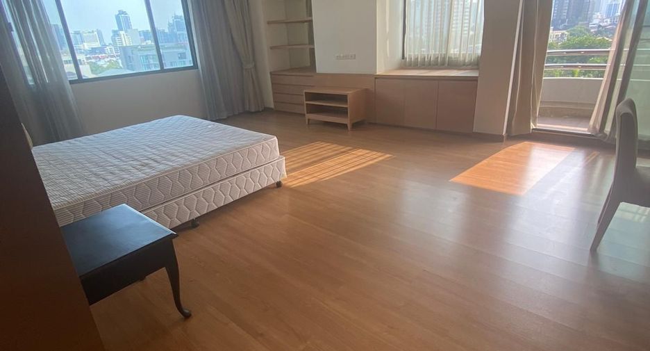 Apartamento en alquiler de 4 habitaciones en Watthana, Bangkok