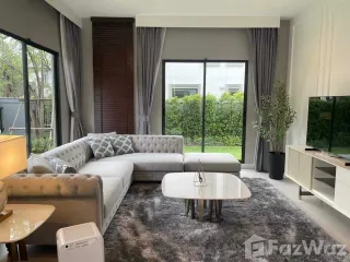 出租 5 卧室 独立屋 在 Lat Krabang, 曼谷